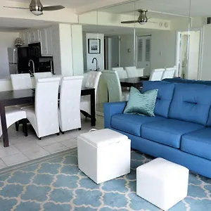  Holiday home Sea Watch V